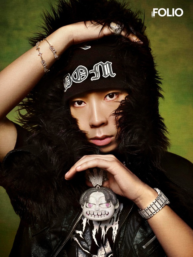 Cặp rapper Gen Z hot nhất Vbiz hiện nay hôn nhau mùi mẫn ngày đầu năm- Ảnh 1.