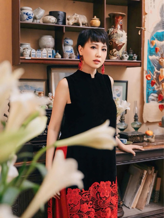 Doãn Hải My "lép vế" trước sắc vóc của mẹ ngoại U50 trẻ đẹp nhất làng bóng đá- Ảnh 1.