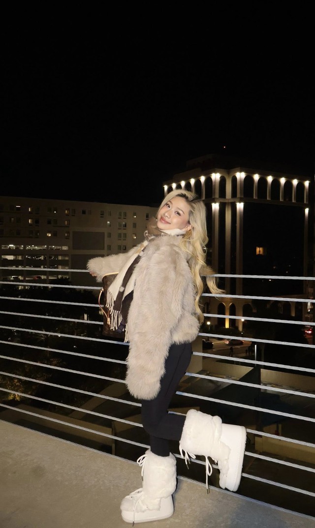 Có một điều không thể chê Louis Phạm, đó là xinh!- Ảnh 2. Có một điều không thể chê Louis Phạm, đó là xinh!- Ảnh 2.