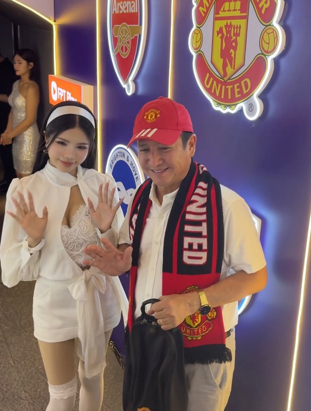 Mai Dora tổng kết 2025 nhưng bộ ảnh khiến fan "không thể rời mắt"- Ảnh 7.