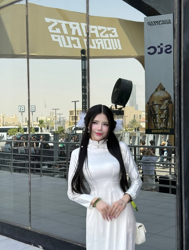 Nữ MC Mai Dora cũng tổng kết năm 2025