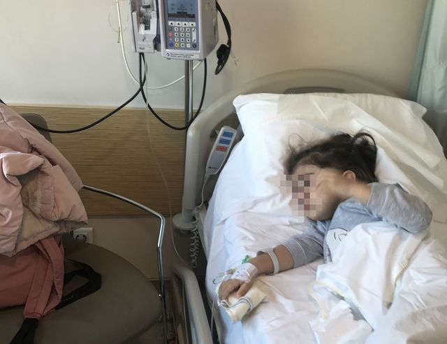 Bé gái 2 tuổi co giật, nôn mửa, thận "chất đầy" chì, suýt chết vì mẹo chữa khó ngủ không xa lạ với người Việt- Ảnh 2.