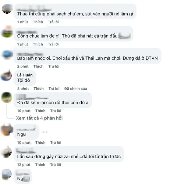 Facebook Phạm Lý Đức U23 Việt Nam tràn ngập lời chỉ trích sau tấm thẻ đỏ trong trận thua đau Trung Quốc- Ảnh 2.