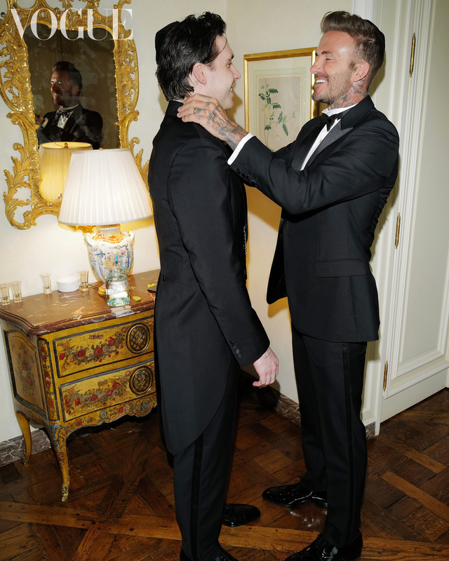 Chiếc váy cưới "vò nát" gia đình Beckham: Mẹ chồng và nàng dâu, ai mới là người tâm cơ?- Ảnh 8.