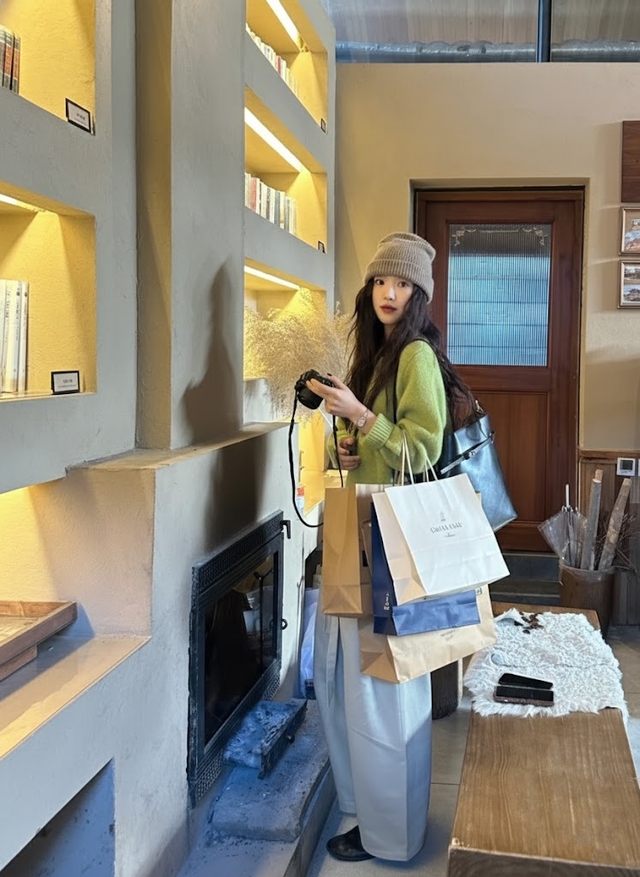 Bớt một cốc trà sữa không làm bạn giàu lên, nhưng tư duy "hưởng thụ nghèo" sẽ khiến bạn mãi dậm chân tại chỗ- Ảnh 2.