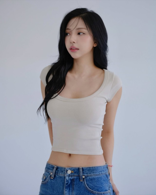 Hậu chia tay G-Dragon, mỹ nhân gợi cảm ráo riết tìm bạn trai mới?- Ảnh 8.