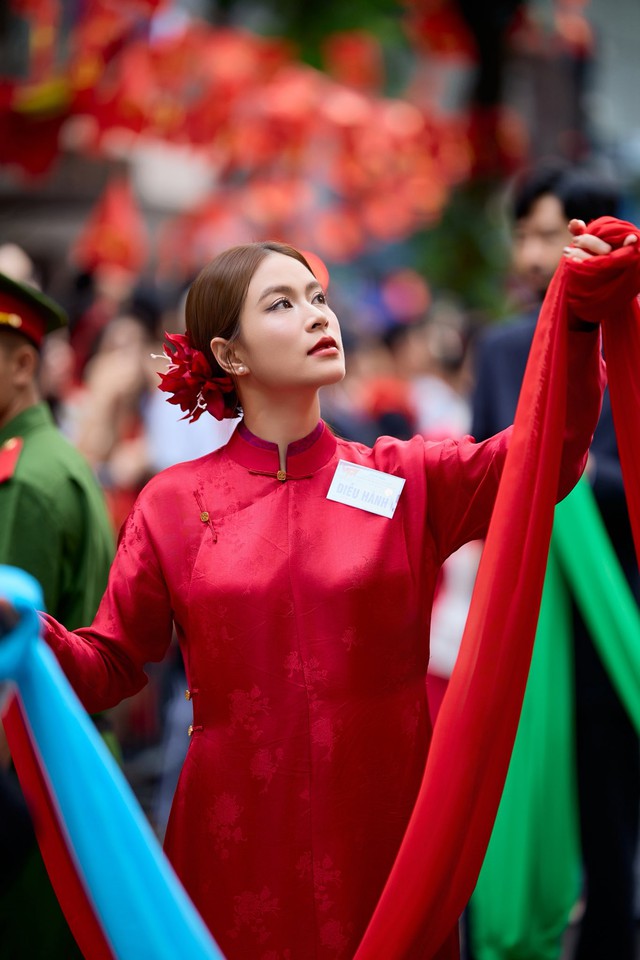 Nữ ca sĩ được biểu diễn ở Văn phòng Chính phủ: Ra album làng nhạc chao đảo, có hit quốc tế vang danh Việt Nam- Ảnh 7.