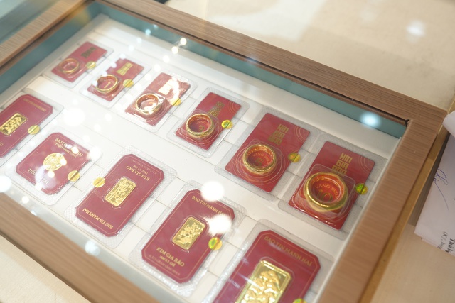 2 điểm đến vàng mới toanh của Bảo Tín Mạnh Hải: F5 không gian đến dịch vụ, định chuẩn mới về trải nghiệm mua vàng- Ảnh 4.