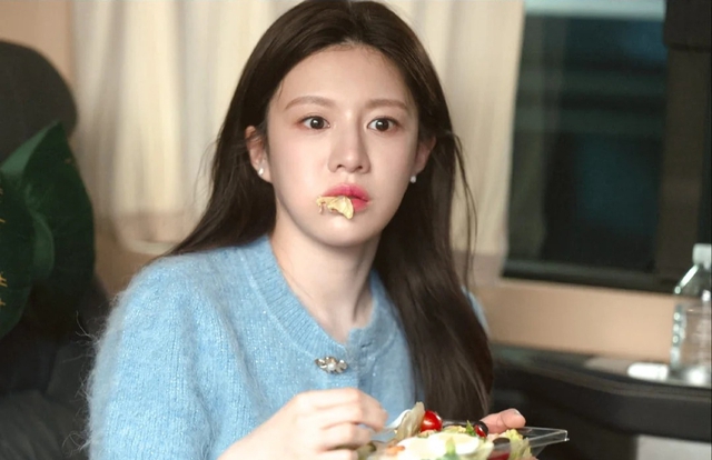 Đừng nhầm tưởng là "lười", đây là 7 dấu hiệu kiệt sức đang âm thầm biến bạn thành một con người hoàn toàn khác- Ảnh 2.