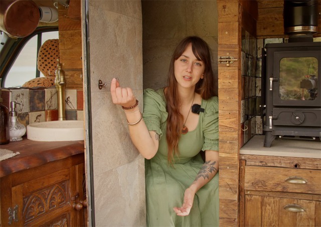 Căn nhà vỏn vẹn 4m² khiến triệu người ngỡ ngàng- Ảnh 7. Căn nhà vỏn vẹn 4m² khiến triệu người ngỡ ngàng- Ảnh 7.