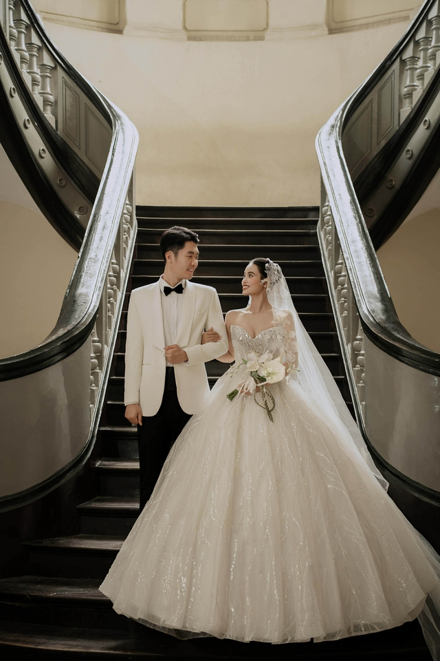 Chuyện tình Olympic đơm hoa: Hotgirl bắn cung Ánh Nguyệt chốt ngày cưới tay vợt Lê Đức Phát, visual cô dâu đỉnh chóp!- Ảnh 4.