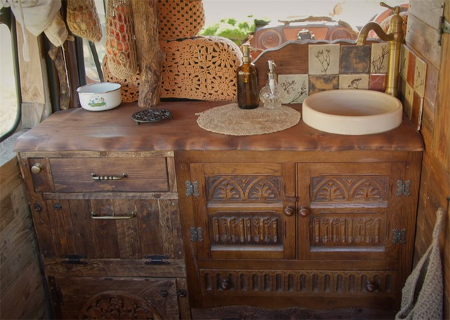 Căn nhà vỏn vẹn 4m² khiến triệu người ngỡ ngàng- Ảnh 4. Căn nhà vỏn vẹn 4m² khiến triệu người ngỡ ngàng- Ảnh 4.