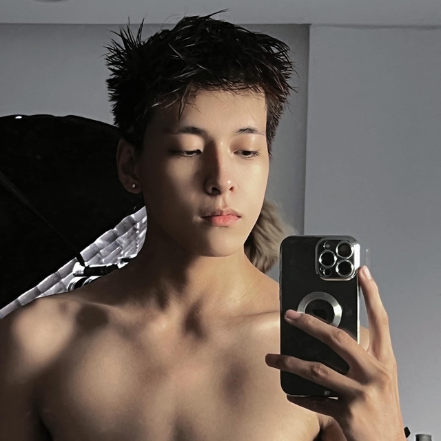 Vĩnh Đam - hot boy cao 1m92 được Trấn Thành chọn đang náo loạn hot search là ai?- Ảnh 15. Vĩnh Đam - hot boy cao 1m92 được Trấn Thành chọn đang náo loạn hot search là ai?- Ảnh 15.