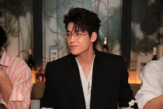 Vĩnh Đam - hot boy cao 1m92 được Trấn Thành chọn đang náo loạn hot search là ai?- Ảnh 13. Vĩnh Đam - hot boy cao 1m92 được Trấn Thành chọn đang náo loạn hot search là ai?- Ảnh 13.