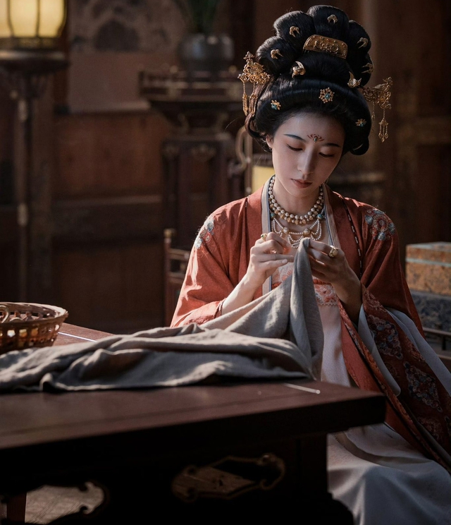 Phim Trung Quốc mở màn bằng cảnh 18+ sốc chưa từng thấy: Xem mà không tin vào mắt mình, đêm nay mất ngủ chắc luôn- Ảnh 5.