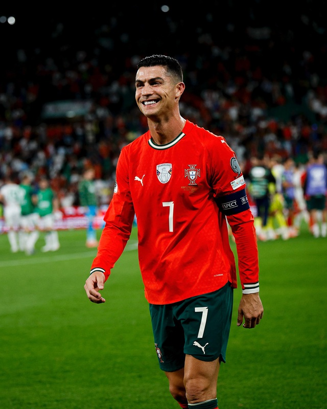 Lộ thời điểm Ronalod giải nghệ- Ảnh 1. Lộ thời điểm Ronalod giải nghệ- Ảnh 1.