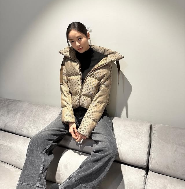 Mỹ nhân "tái sinh" thành công bậc nhất showbiz: 41 tuổi visual vẫn hoàn mỹ, mặc đẹp đến nỗi gái trẻ muốn copy- Ảnh 7.