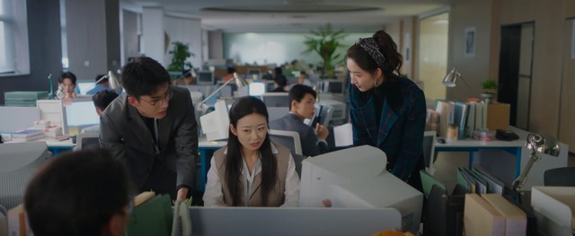 Phim Trung Quốc hạ thấp phụ nữ vì 1 chiếc băng vệ sinh, xem mà tức bể phổi- Ảnh 2.