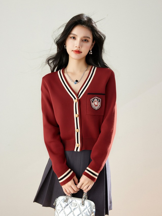 Tết không diện đồ đỏ như thiếu nửa phong vị: Lên ngay 5 "con mã" đẹp ngất ngây, đang sale rẻ quá trời- Ảnh 4.