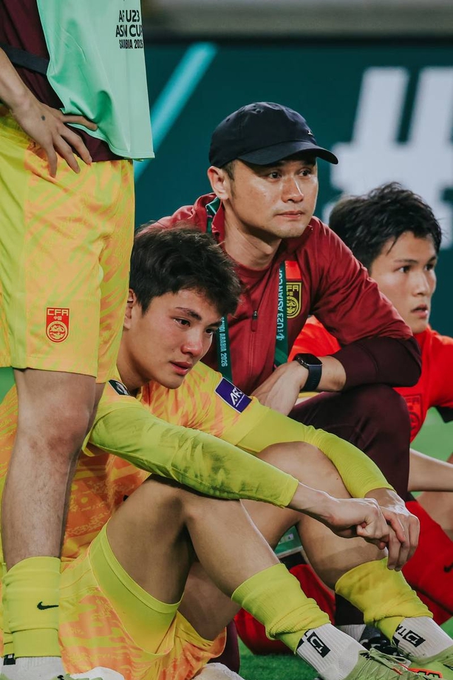 Li Hao - siêu thủ môn Trung Quốc khóc, lên tiếng xin lỗi lúc 4h sáng- Ảnh 6.