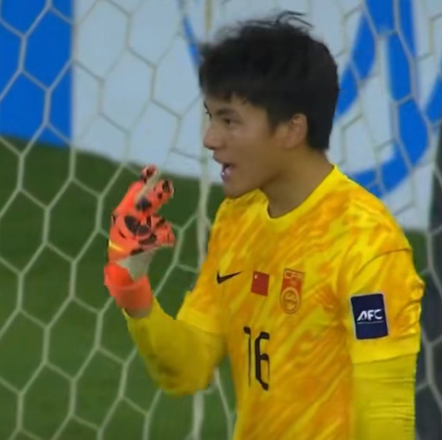 Li Hao - siêu thủ môn Trung Quốc khóc, lên tiếng xin lỗi lúc 4h sáng- Ảnh 4.