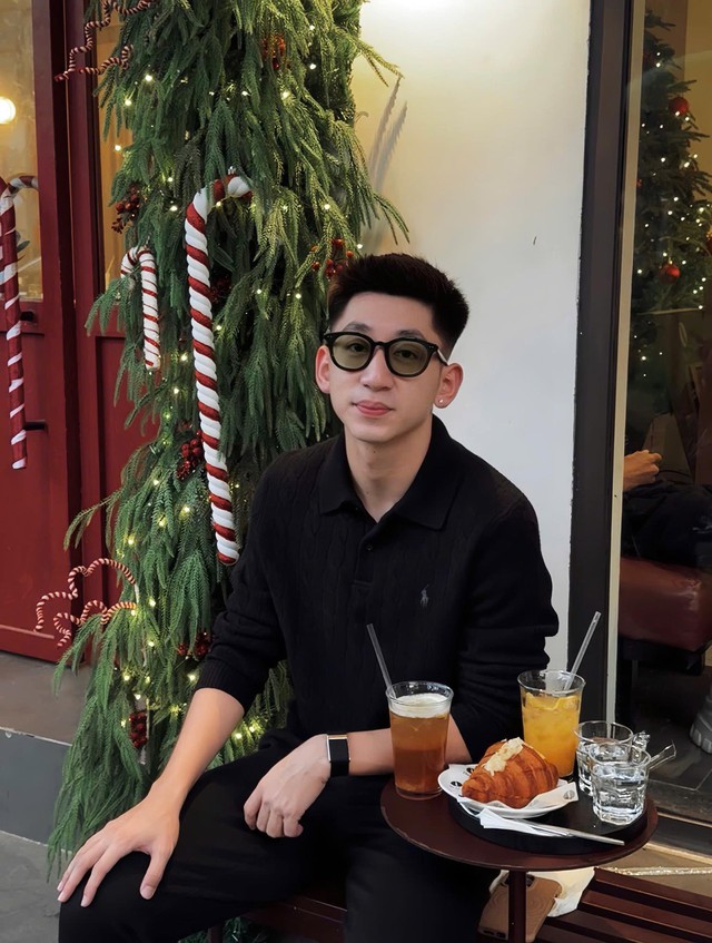 "Lá chắn thép" U23 Việt Nam giỏi tiếng Anh, tiếng Pháp khiến netizen đồng loạt khen "đỉnh"!- Ảnh 4.