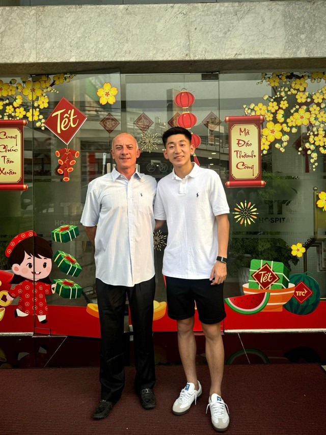 "Lá chắn thép" U23 Việt Nam giỏi tiếng Anh, tiếng Pháp khiến netizen đồng loạt khen "đỉnh"!- Ảnh 2.