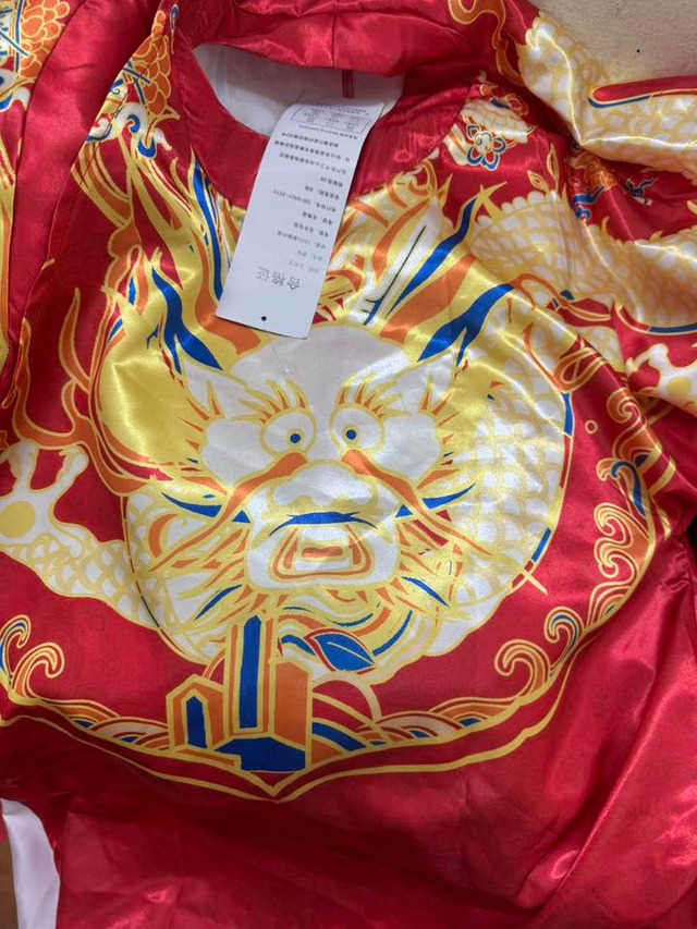 7 kiếp xui xẻo của 1 nam nhân: Bỏ tiền mua áo dài Tết mà tưởng mớ giẻ lau, tức đến nỗi phải... bật cười- Ảnh 4.