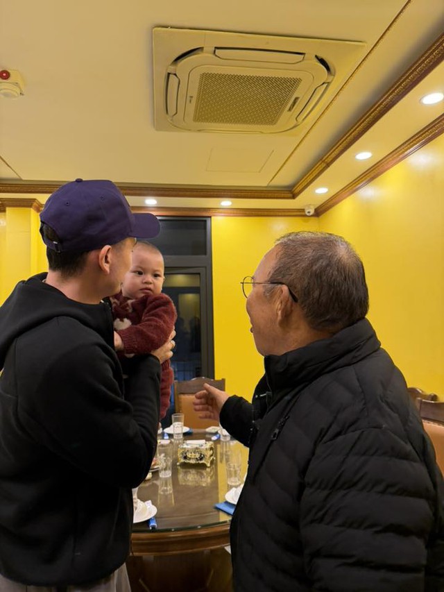 Doãn Hải My đọ sắc với Yến Xuân trong cuộc hội ngộ của ông Park Hang-seo với Văn Hậu, Văn Lâm- Ảnh 3.