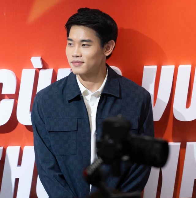 Các "trạm tỷ" đã vào cuộc, Đình Bắc khoe visual nét căng, cực phẩm ngoan-xinh-yêu trong lần đầu xuất hiện sau U23 châu Á- Ảnh 5.