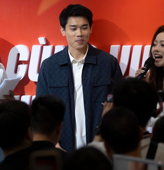 Các "trạm tỷ" đã vào cuộc, Đình Bắc khoe visual nét căng, cực phẩm ngoan-xinh-yêu trong lần đầu xuất hiện sau U23 châu Á- Ảnh 11.