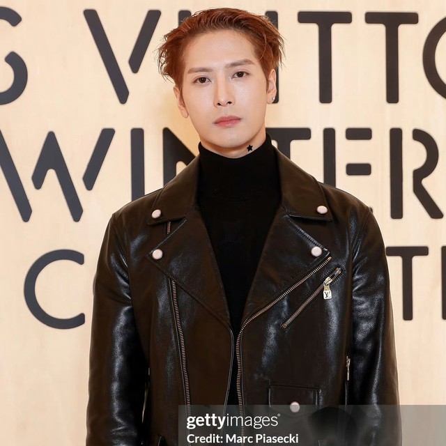 Sự hết thời của một sao hạng A: Ra nhạc chìm nghỉm, concert bị điều tra- Ảnh 1.