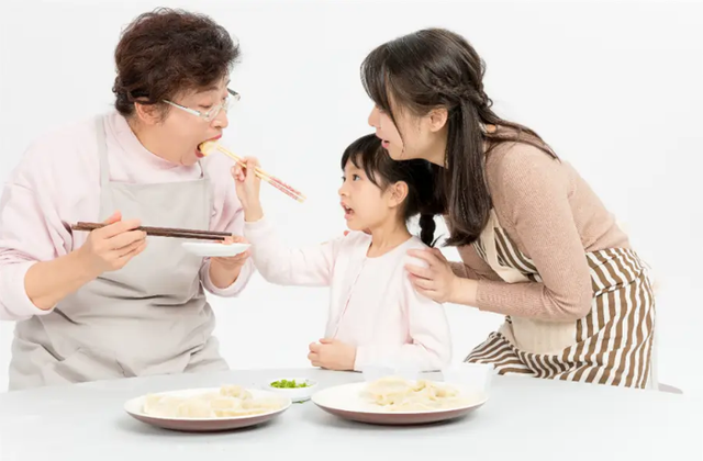 Đừng "làm trò" với con trẻ nữa, sự chân thành mới là kỹ năng nuôi dạy con đẳng cấp nhất- Ảnh 6.