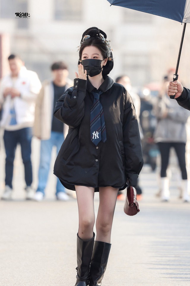 Ngoại lệ showbiz: Mỹ nhân bị chê đủ đường, chỉ riêng style là dân tình khen tới tấp, thậm chí còn copy - Ảnh 13.