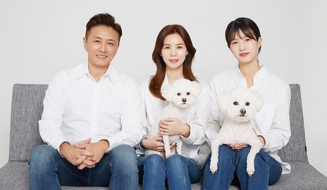 Nữ diễn viên sảy thai 2 tuần trước ngày dự sinh, chồng gào khóc lê lết thảm thiết trong bệnh viện- Ảnh 3.