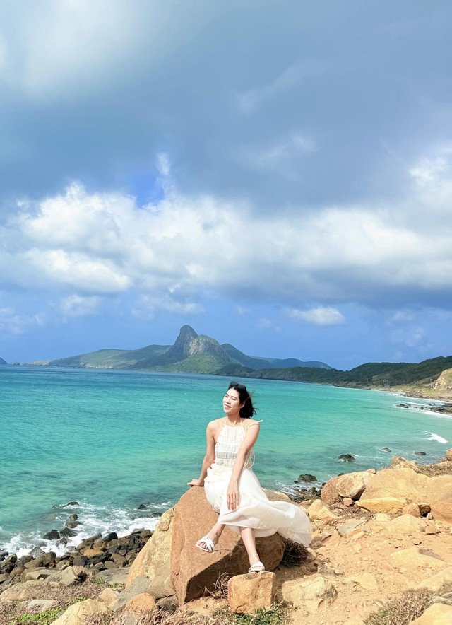 Đầu năm hotgirl bóng chuyền công khai hẹn hò siêu kình ngư Việt Nam toả sáng tại SEA Games, chuyện tình "chị em" cực ngọt?- Ảnh 2.