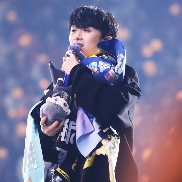 Nam ca sĩ huyền thoại "bốc hơi" khỏi showbiz 5 năm, biệt tăm biệt tích đến người thân cũng không biết ở đâu- Ảnh 7. Nam ca sĩ huyền thoại "bốc hơi" khỏi showbiz 5 năm, biệt tăm biệt tích đến người thân cũng không biết ở đâu- Ảnh 7.