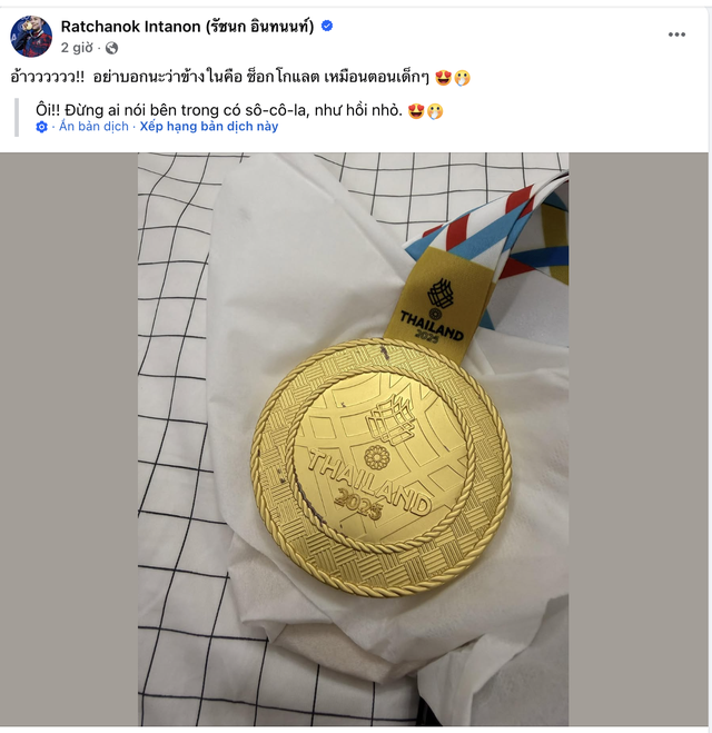 Ngôi sao cầu lông Thái Lan "bóc" sự thật về HCV SEA Games 33 bị bong tróc như "vỏ kẹo socola"- Ảnh 1.