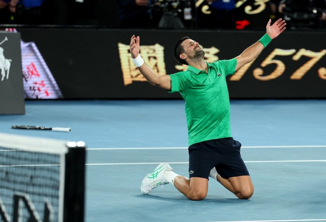 Djokovic đánh bại Sinner sau 4 giờ 9 phút nghẹt thở để thẳng tiến chung kết Australian Open- Ảnh 1.