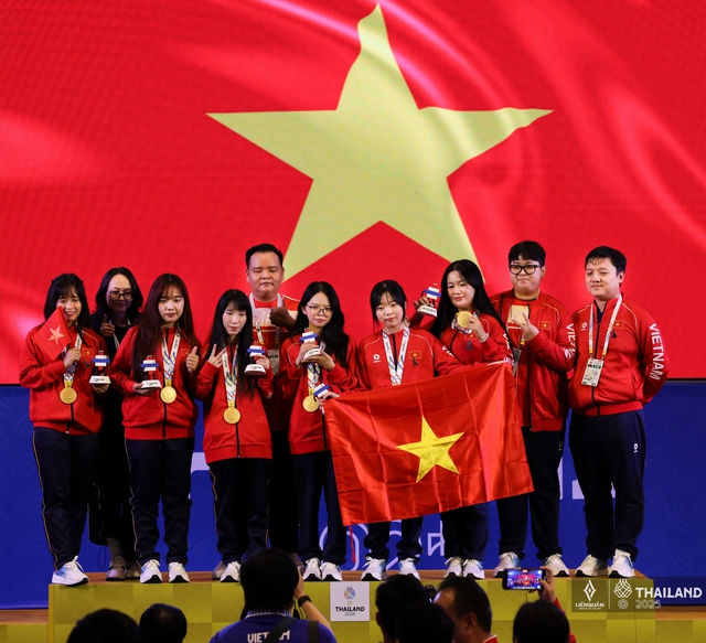 Chuyện của những cô gái cá tính, mê game dám “đánh cược thanh xuân” và giành HCV SEA Games- Ảnh 1.