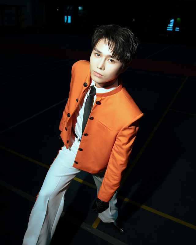 Nam ca sĩ Việt gây bão Trung Quốc: Cháu trai cựu Bộ trưởng Bộ Văn hoá, cả kho hit kiếm tiền "khủng"- Ảnh 3.