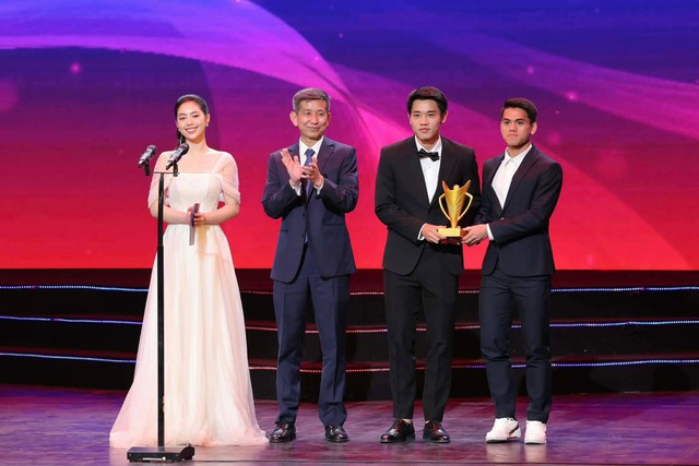 Nhận quá nhiều bình luận kém duyên vì khoảnh khắc viral với Đình Bắc, Á hậu Châu Anh lập tức hành động- Ảnh 2.