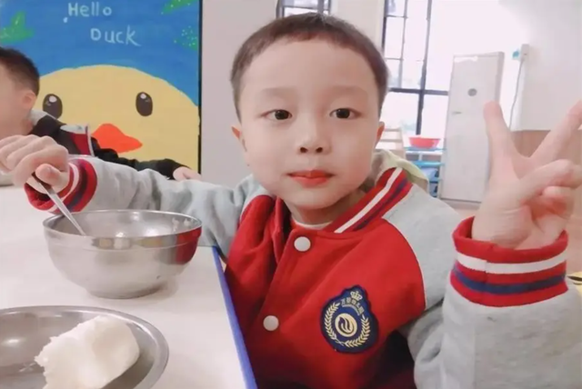 Đừng ép con phải thay đổi, cha mẹ hãy sửa mình trước đã- Ảnh 3.