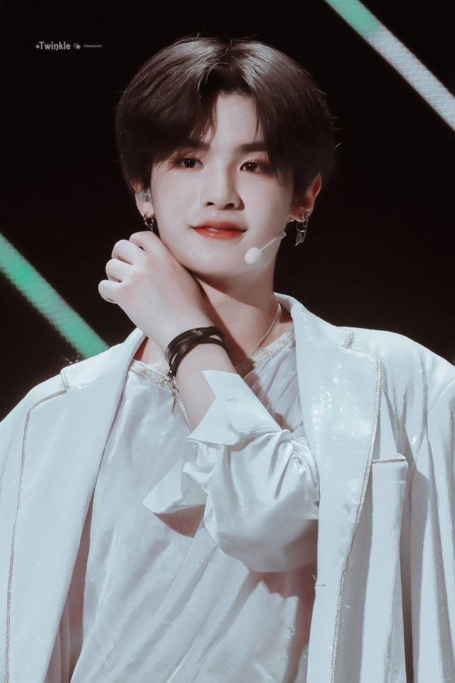 Cbiz hỗn loạn: Đến lượt "mỹ nữ 4.000 năm có một" bị bóc phốt chuyện động trời- Ảnh 2.