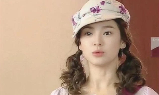 "Song Hye Kyo không đủ đẹp để đóng nữ chính"- Ảnh 5.