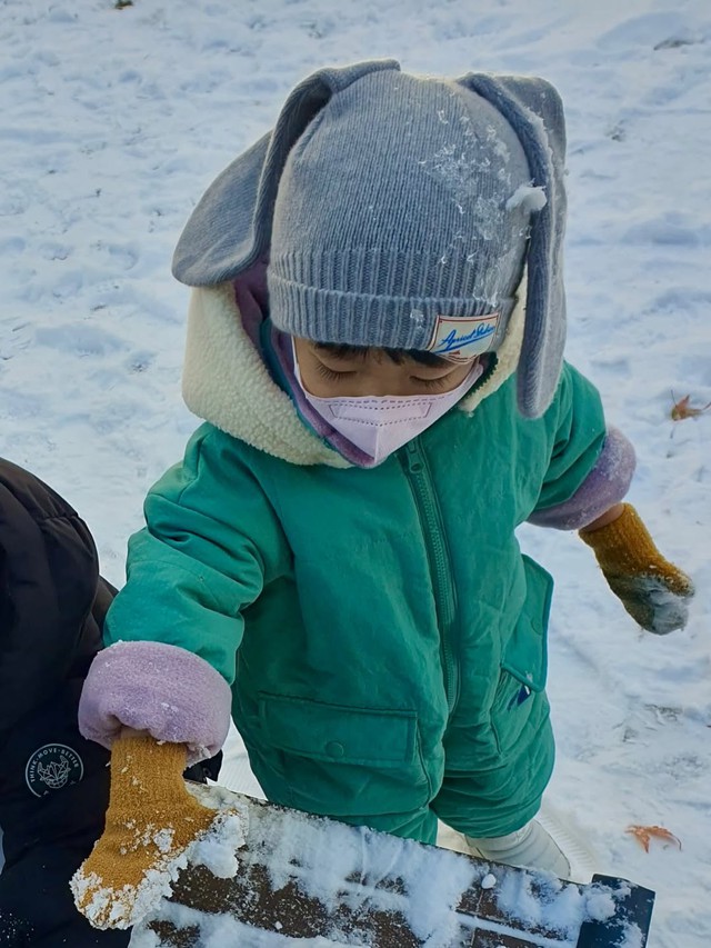 Cặp kiều nữ - chủ tịch chênh nhau 12 tuổi đẹp nhất showbiz khoe visual 2 quý tử: 2 nam thần tương lai là đây!- Ảnh 1. Cặp kiều nữ - chủ tịch chênh nhau 12 tuổi đẹp nhất showbiz khoe visual 2 quý tử: 2 nam thần tương lai là đây!- Ảnh 1.