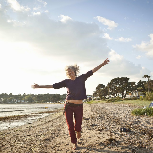 Qua tuổi 50, cơ thể không tự “chống đỡ” tốt như trước: BS nói thẳng 1 nhóm thực phẩm càng ăn đều càng có lợi- Ảnh 4. Qua tuổi 50, cơ thể không tự “chống đỡ” tốt như trước: BS nói thẳng 1 nhóm thực phẩm càng ăn đều càng có lợi- Ảnh 4.