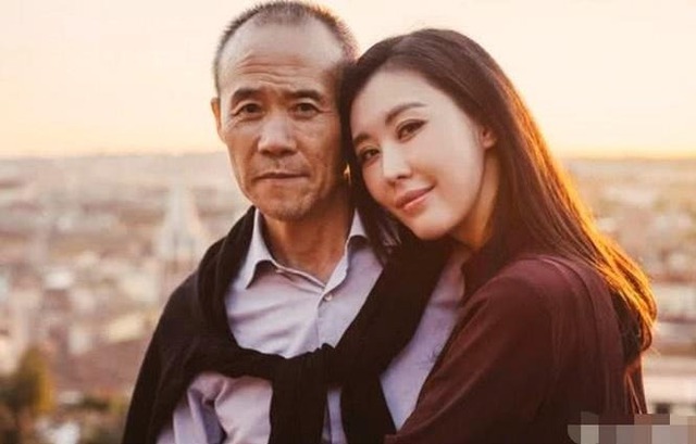 Cặp kiều nữ - chủ tịch hơn 30 tuổi đã "toang": Ảnh chung "bay màu" trên MXH, nhà gái được chia 4 công ty?- Ảnh 3. Cặp kiều nữ - chủ tịch hơn 30 tuổi đã "toang": Ảnh chung "bay màu" trên MXH, nhà gái được chia 4 công ty?- Ảnh 3.