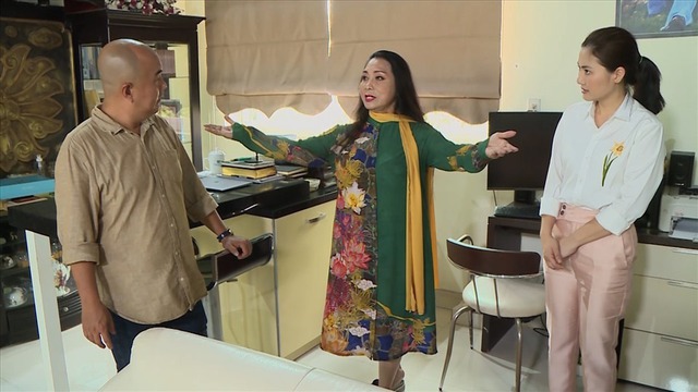 Nữ NSND đầu tiên có bằng tiến sĩ, ly hôn chồng tỷ phú, sống một mình trong biệt thự 1.200m²- Ảnh 9. Nữ NSND đầu tiên có bằng tiến sĩ, ly hôn chồng tỷ phú, sống một mình trong biệt thự 1.200m²- Ảnh 9.