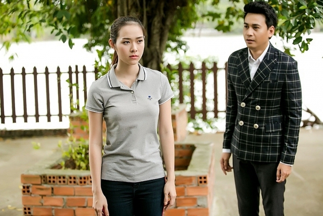 Việt Nam có 1 tuyệt sắc giai nhân không ai muốn đứng cạnh, nhìn mặt là hiểu lý do- Ảnh 1.